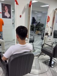 -米娜护肤造型