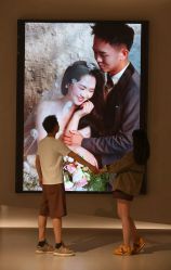 -乐派诗婚纱摄影