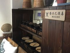 -八月美食小馆(银泰城总店)