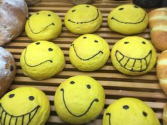 -焙丽拾光(麦凯乐直营店)