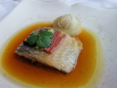 清蒸鲥鱼配面盏-苏浙总会(国金中心店)
