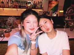 -Mx.cocktail bar