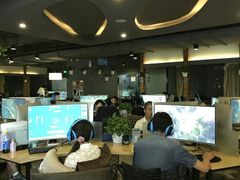 -网鱼电竞·棋牌(五一广场店)