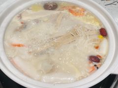 -三人行骨头王火锅(长寿店)