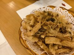 椒盐蘑菇-半亩园(奥特莱斯店)