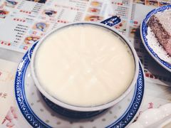 招牌双皮奶任意配-广信牛奶甜品世家(台东店)