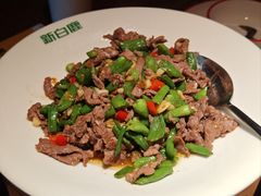 -新白鹿餐厅(银泰西湖文化广场店)