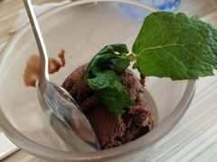 -必胜客(证大大拇指店)