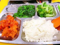 -北京外国语大学东院食堂