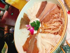 -哥老官重庆美蛙鱼头(日月光店)
