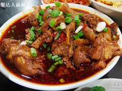 梯坎豆花，红烧蹄花儿-梯坎豆花