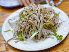 -溢心园香河肉饼总店