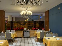 -鹏城人家海鲜酒家·23年老字号(较场尾店)