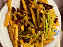 干锅卤藕牛肉-深巷家味馆.湖北头牌红烧鱼头拌饭(黄陂店)