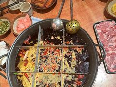 -周小明火锅(黑金冠社区店)