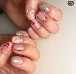 -Pink You美甲洗眉纹绣定制中心