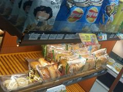 -全家便利店(虹桥路四店)