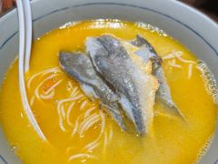金汤黄鱼面-蟹黄鱼·海派深夜面馆(巨鹿路店)