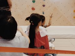 -ROCKPLUS攀岩馆(环宇城店)