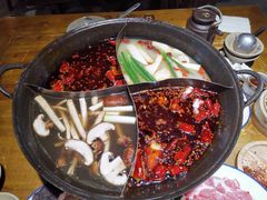 -白乐天毛肚火锅馆(南滨路店)