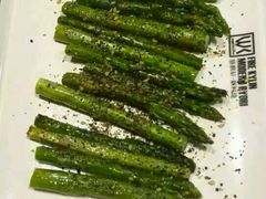 -HIHE Bistro·Oyster Bar(华熙live店)