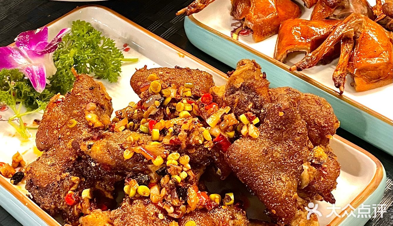 刚好之前朋友推荐这家餐厅还不错