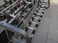-威克健身游泳(万菱汇店)