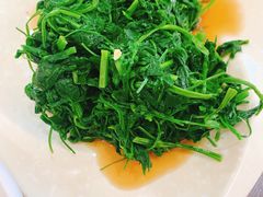 -壹阁胡羊焖饼(特色小吃街店)