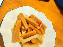 -梁姐啤酒鱼(兴坪古镇店)