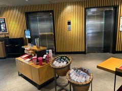 -星巴克(夏日百货店)