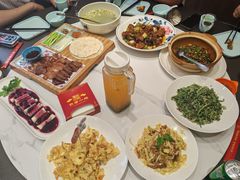 -乔家小院•本地小海鲜•非遗驴肉(万年泉路店)