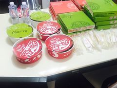 -必胜客(中山北路宅急送店)