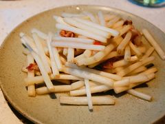花生芽腊肉-半山腰·云南菜(侨福芳草地店)