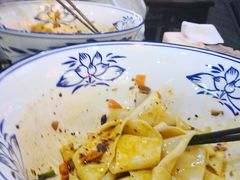 -食上东新街美食街区(民乐新都会店)