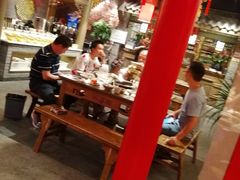 大堂-椒香城门口重庆老火锅(美颂广场店)