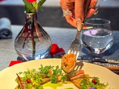 -弦月窗LUNETTE BY AMANDA(复兴路店)