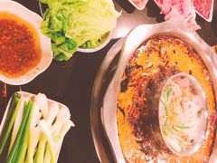 -邓莽子老火锅(中兴路总店)