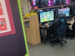 -艾尔文电竞(陈埭吾悦广场店)