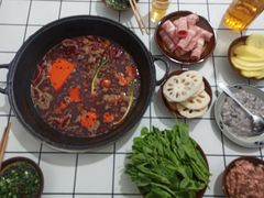 -重庆故事姊妹老火锅(财经学院店)