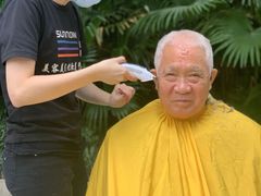 -首脑美容美发化妆美甲培训学校(龙岗校区)