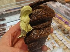 -华荣西饼(列东店)