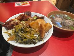 -潮汕·草根牛肉档(上海荟聚城市集市店)