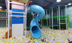 -菲菲羊乐园(临平银泰城店)