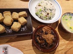 -新梅华·茶点餐厅(欧尚店)