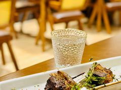 -Mark&Mars Restaurant