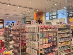 -名创优品(海珠乐峰广场店)