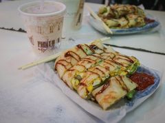 玉米蛋饼-芳林早餐