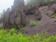 -峡谷浮石林景区