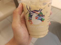 -瑞幸咖啡(大连罗斯福广场一层店)