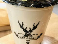-THE ALLEY 鹿角巷(华润万象城店)